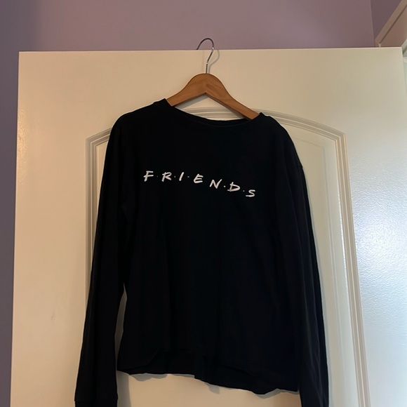 Women’s long sleeve FRIENDS graphic - Picture 1 of 3